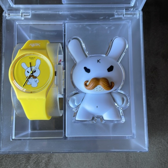 Kidrobot x swatch collaboration - Picture 2 of 2
